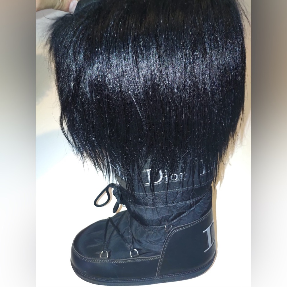 Dior brand new, vintage Dior yak hair moon boots. Size 38-40 EU, 8/ 8.5 US
